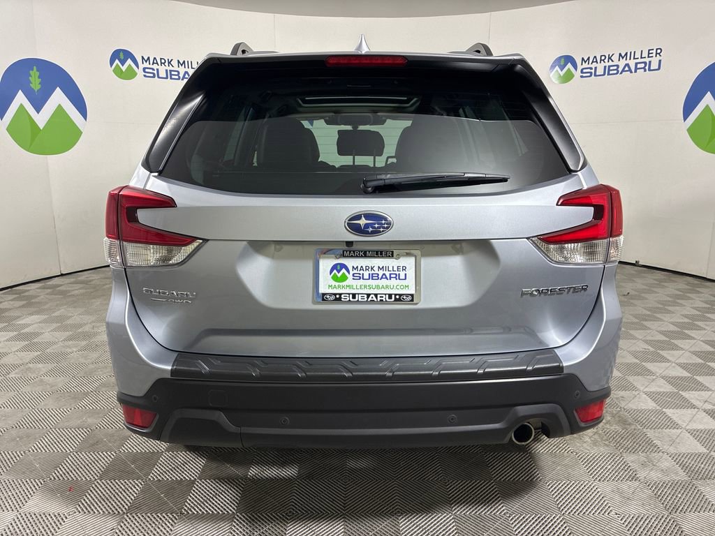 Used 2023 Subaru Forester Limited AWD/4WD image 6