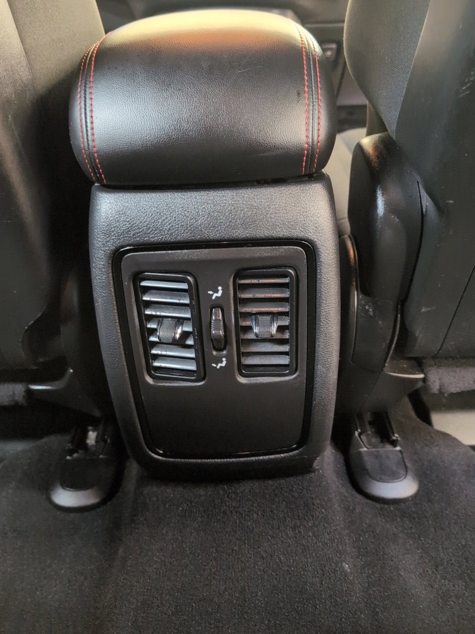 Used 2025 Dodge Durango GT AWD/4WD image 25