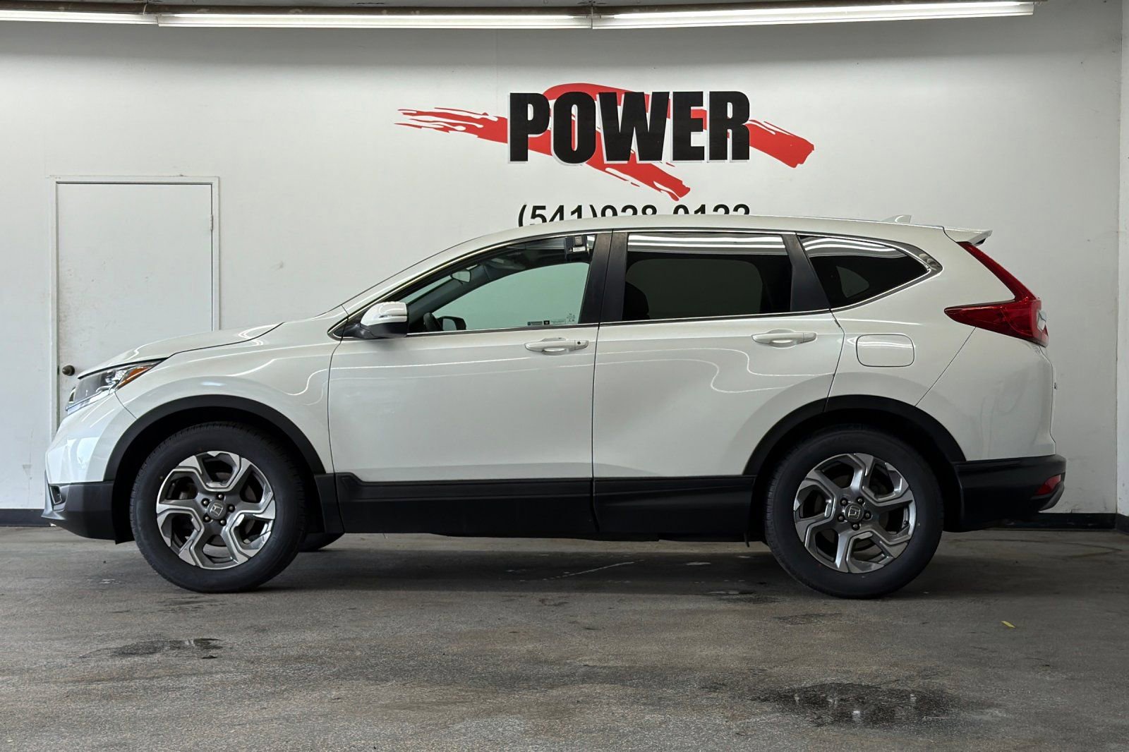Used 2018 Honda CR-V EX image 6