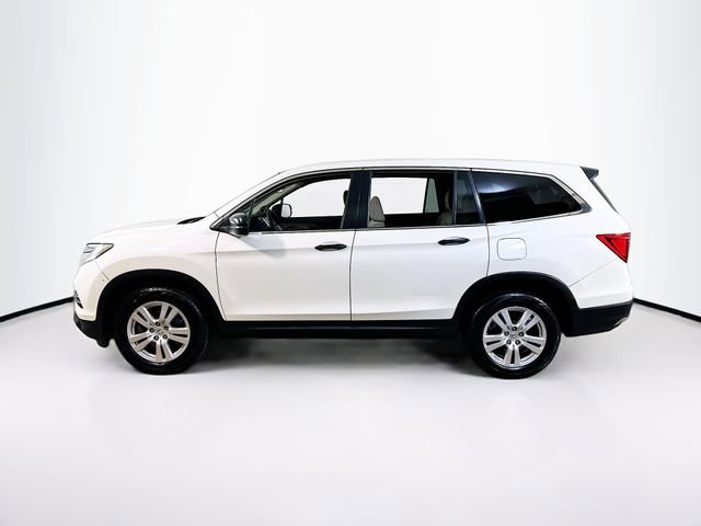 Used 2017 Honda Pilot LX image 4