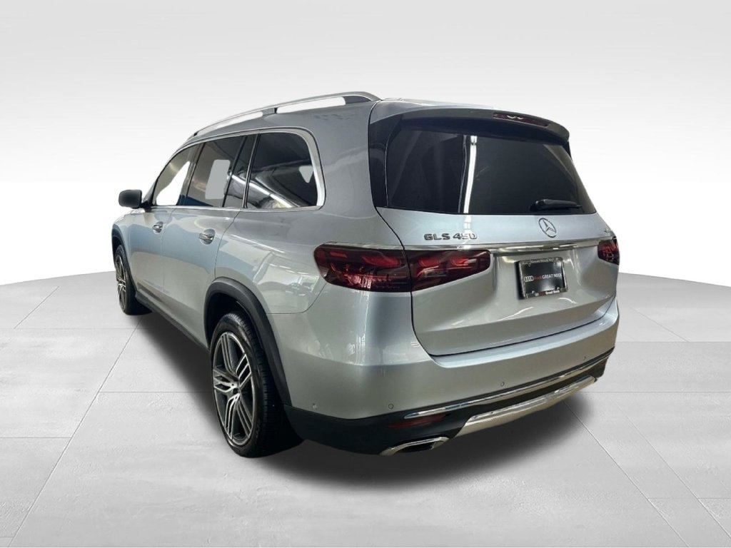 Used 2025 Mercedes-Benz GLS 450 4MATIC image 9
