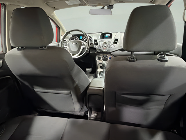 Used 2015 Ford Fiesta SE FWD image 30