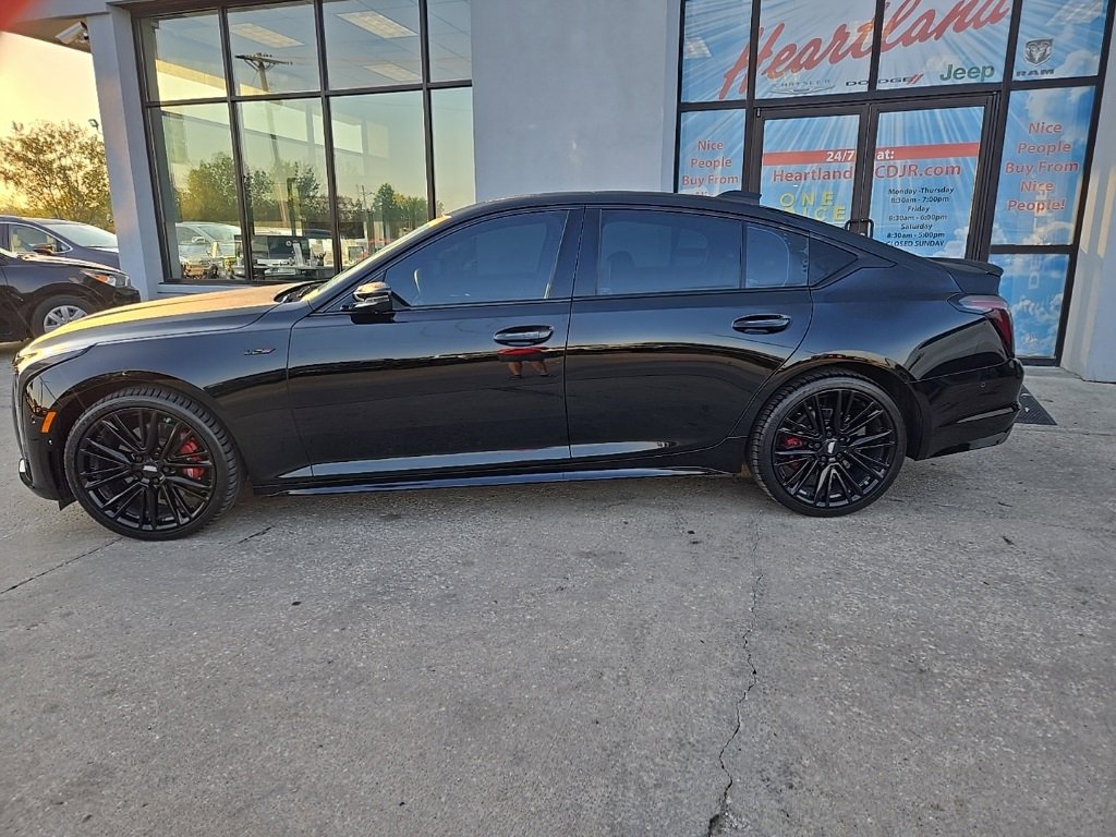 Used 2026 Cadillac CT5 V w/ LPO, ONYX Package image 6