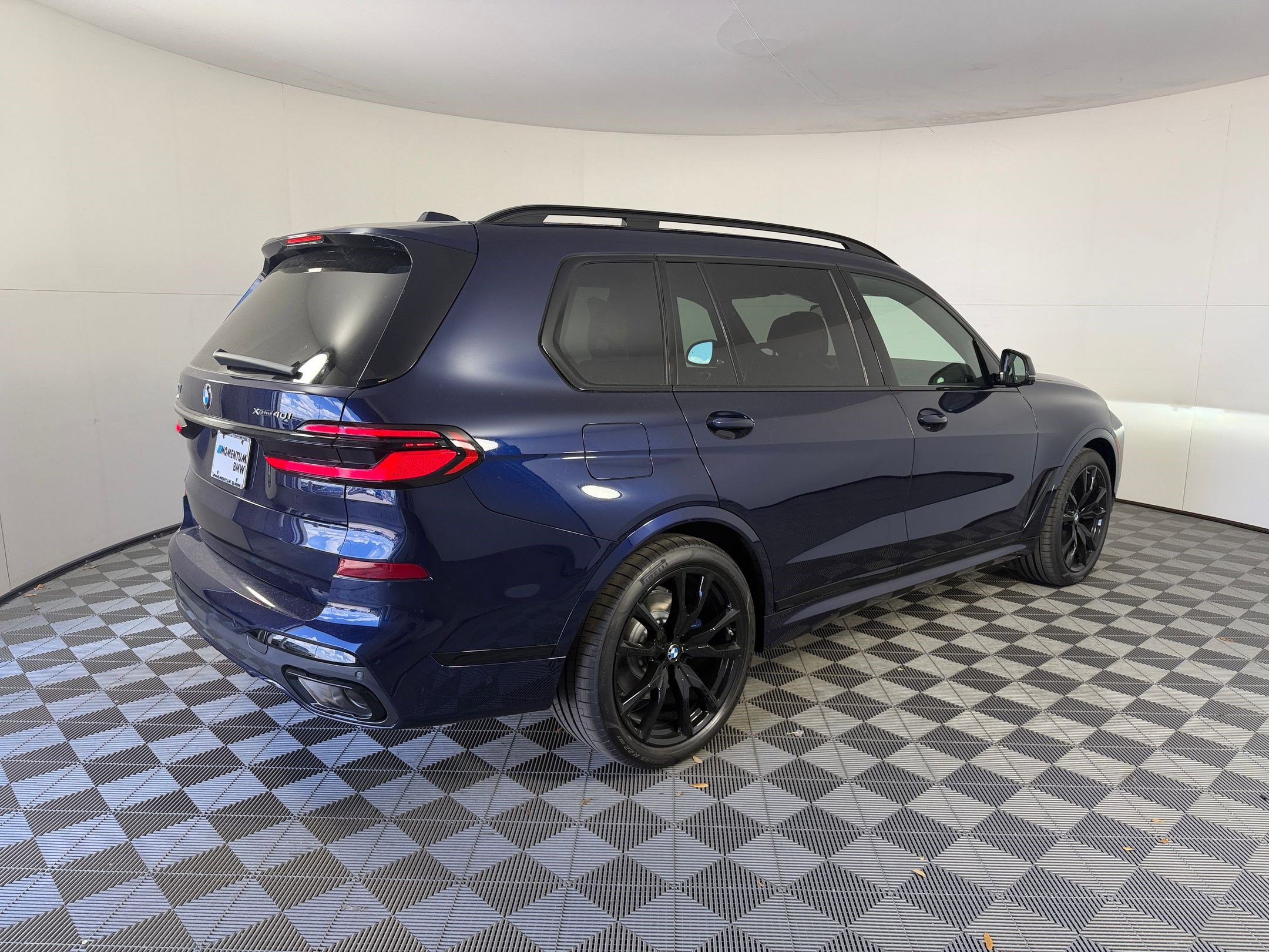 New 2026 BMW X7 xDrive40i w/ Executive Package image 9