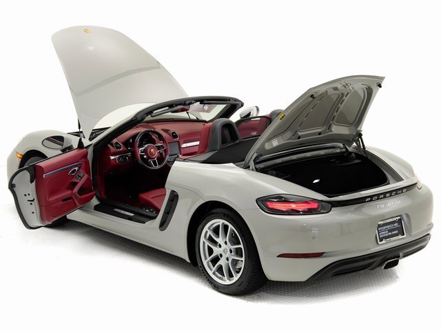 Used 2024 Porsche 718 Boxster image 29