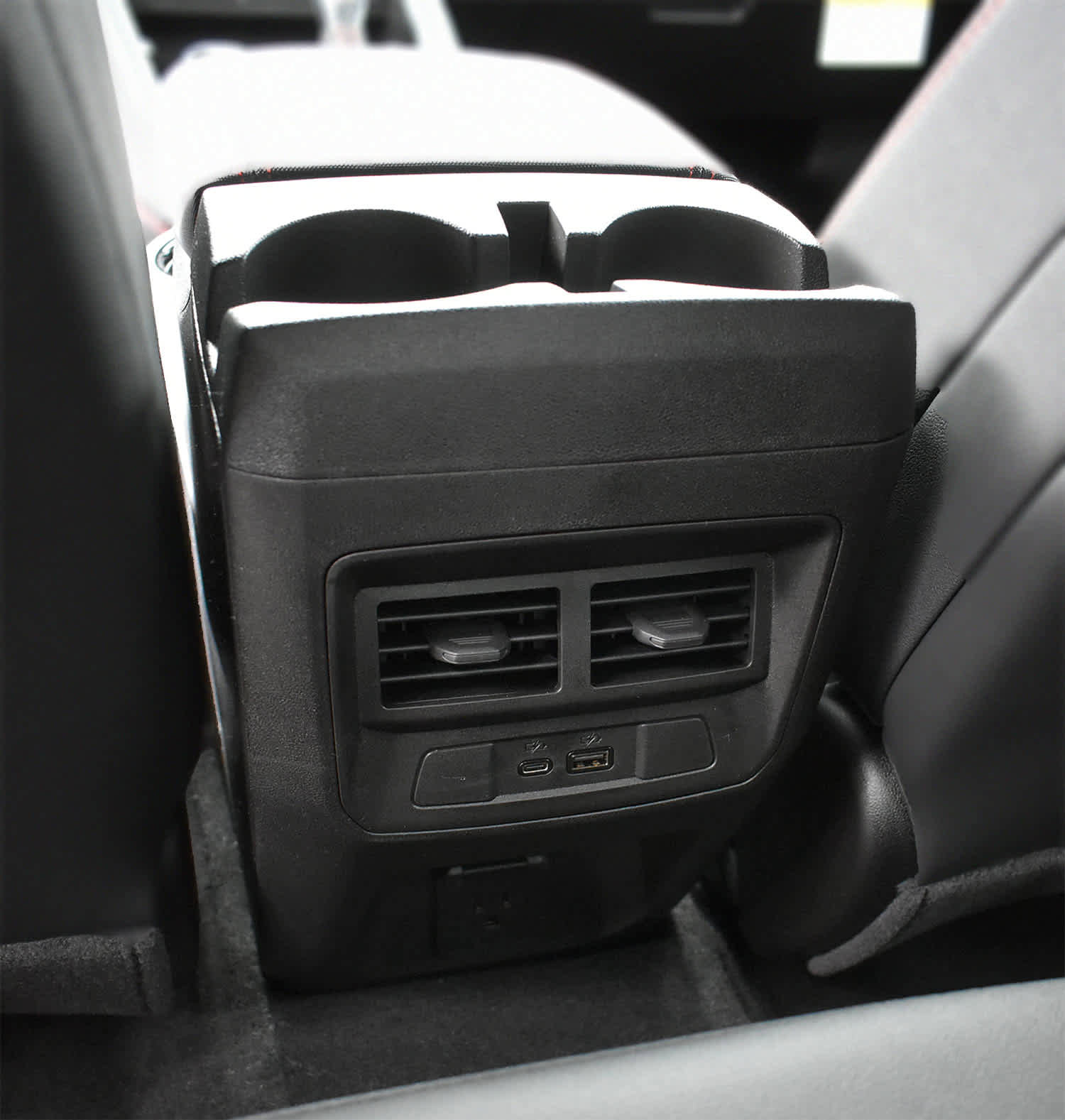 New 2026 Chevrolet Colorado ZR2 w/ Technology Package AWD/4WD image 10
