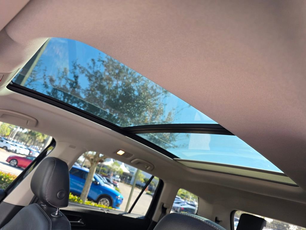 Used 2019 Volkswagen Atlas SEL image 12