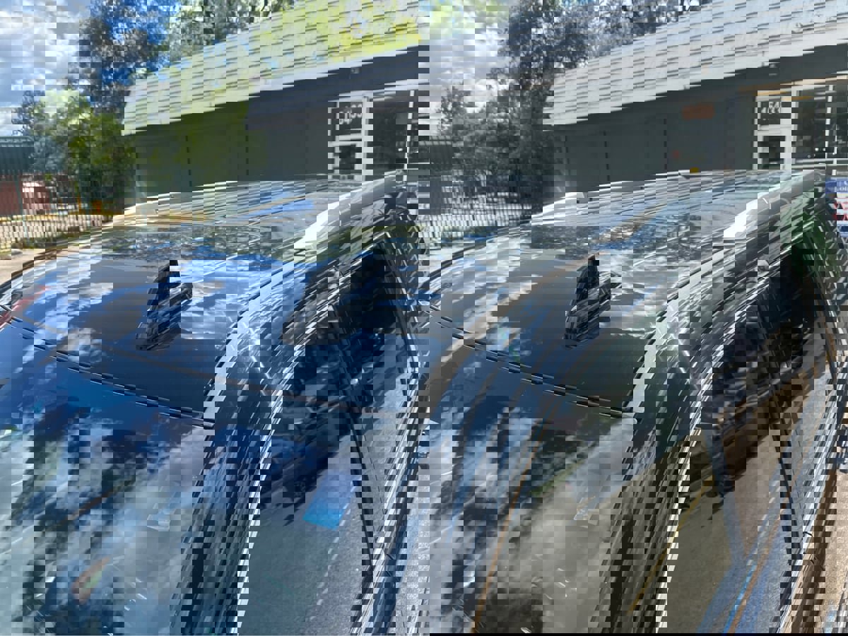 Used 2018 Cadillac Escalade Luxury image 13