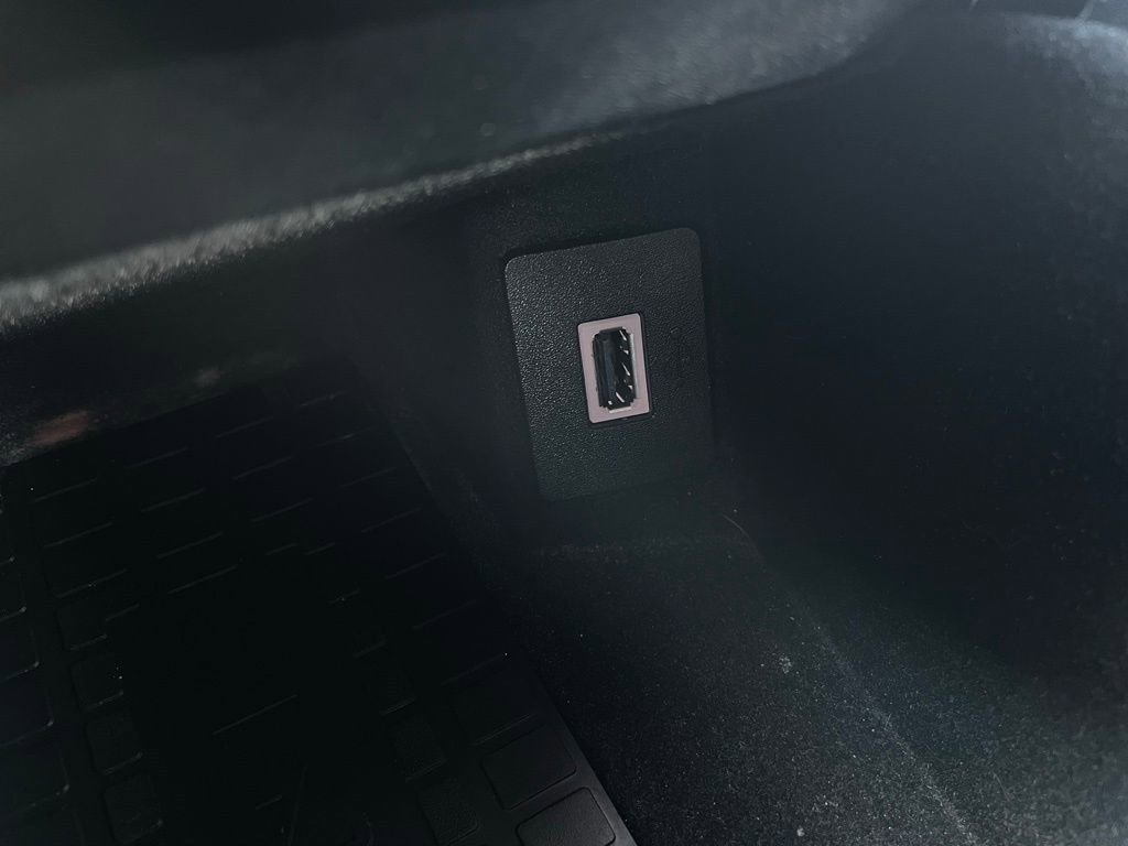 Used 2020 Lincoln Nautilus Reserve w/ Cargo Utility Package image 19