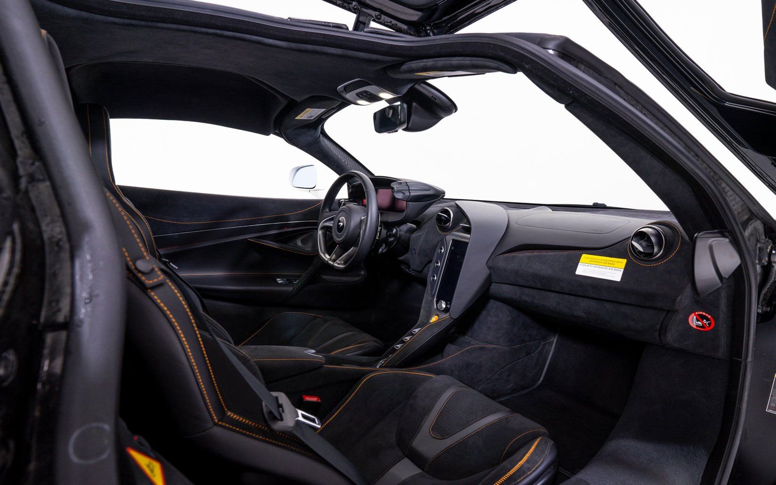 Used 2025 McLaren 750S image 19