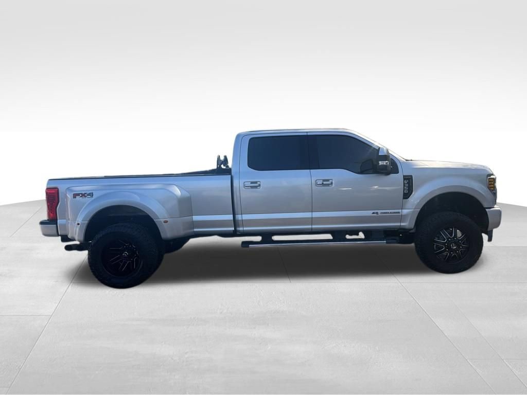 Used 2019 Ford F350 Lariat w/ Lariat Ultimate Package image 7