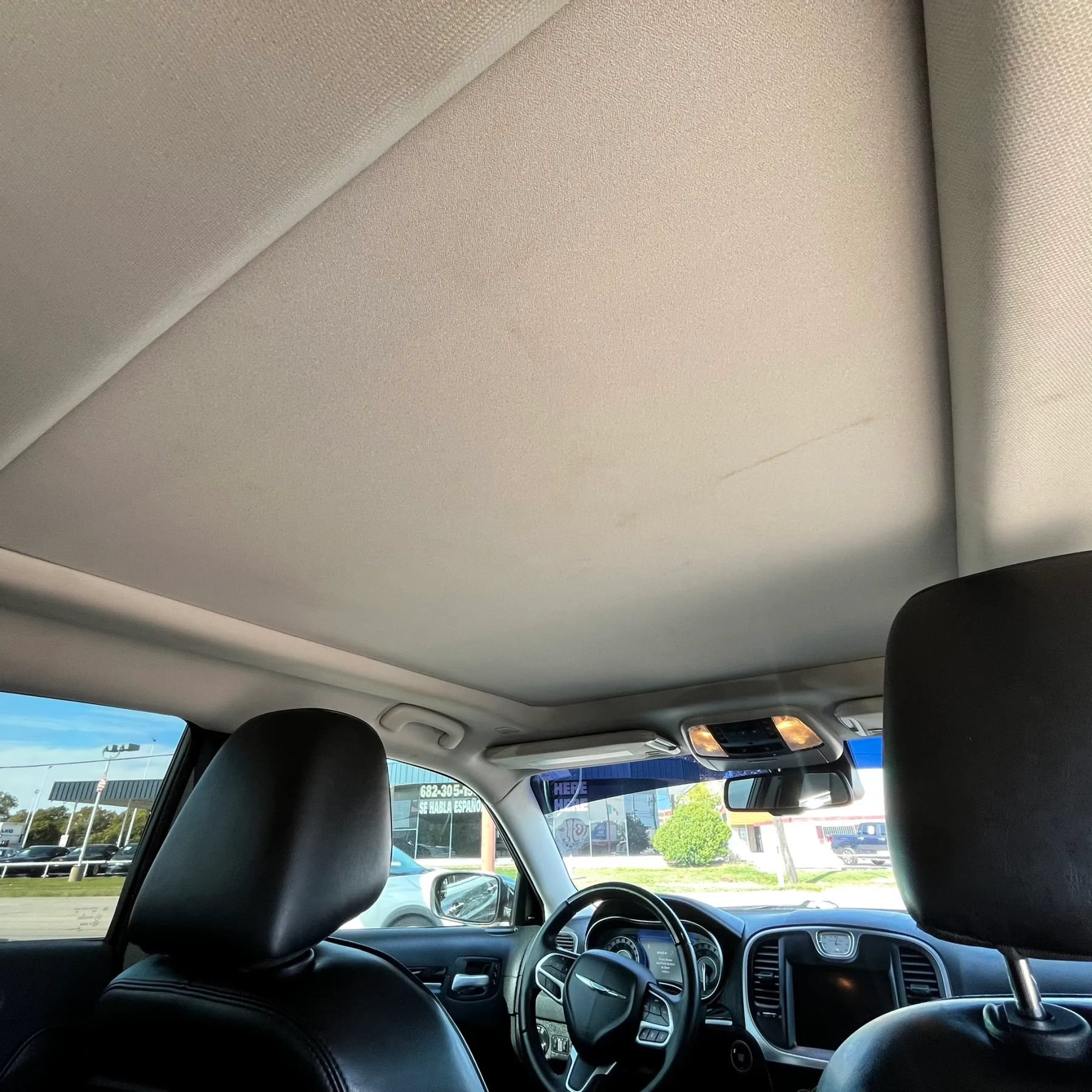 Used 2019 Chrysler 300 Limited w/ Safetytec Plus Group RWD image 11