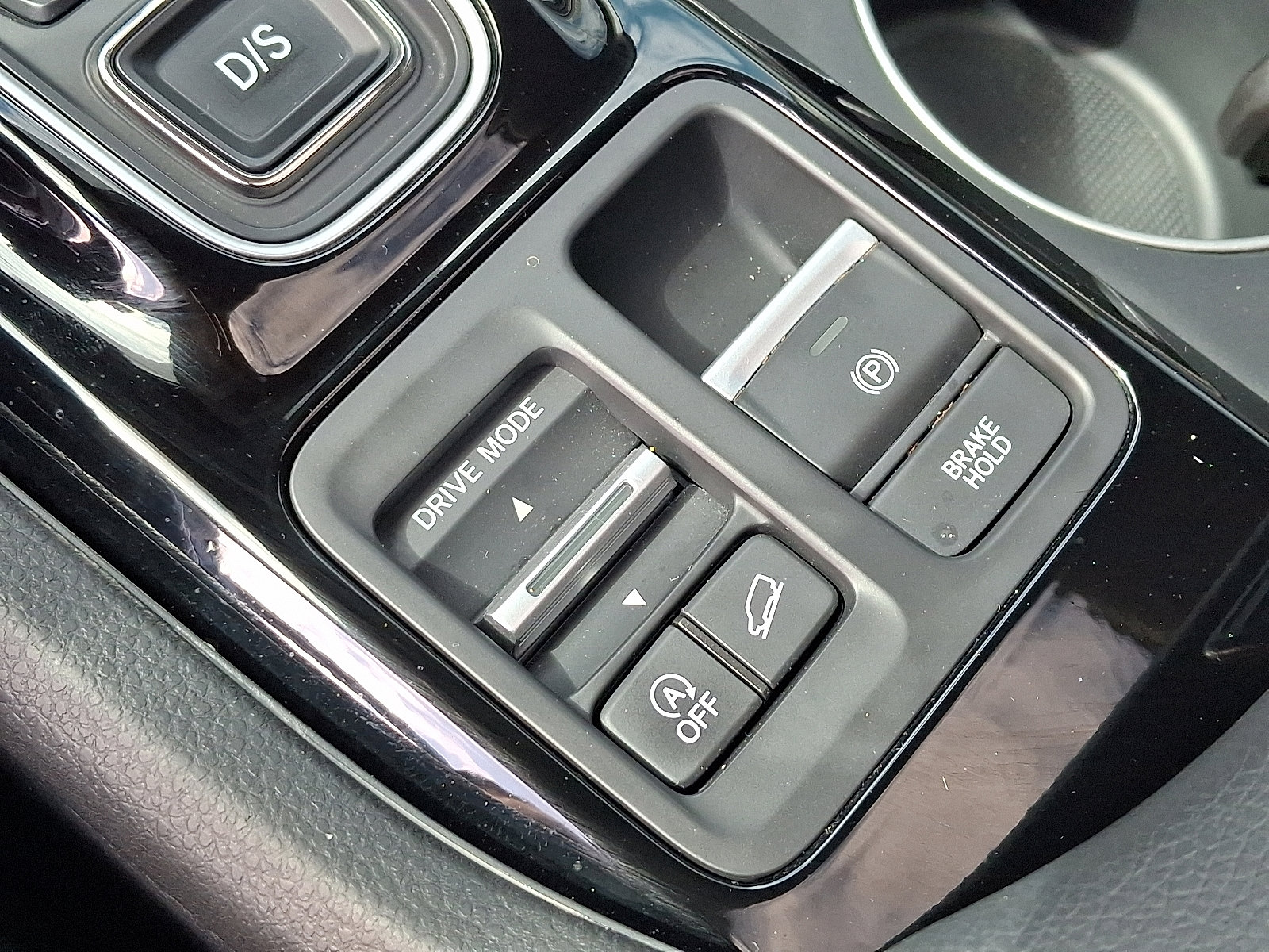 Used 2023 Honda Pilot Elite image 25