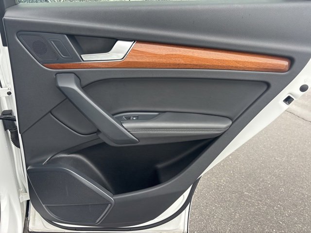 Used 2022 Audi Q5 2.0T Premium Plus image 14