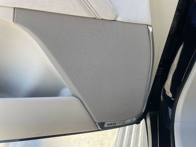 Used 2021 Cadillac Escalade ESV Sport Platinum AWD/4WD image 25