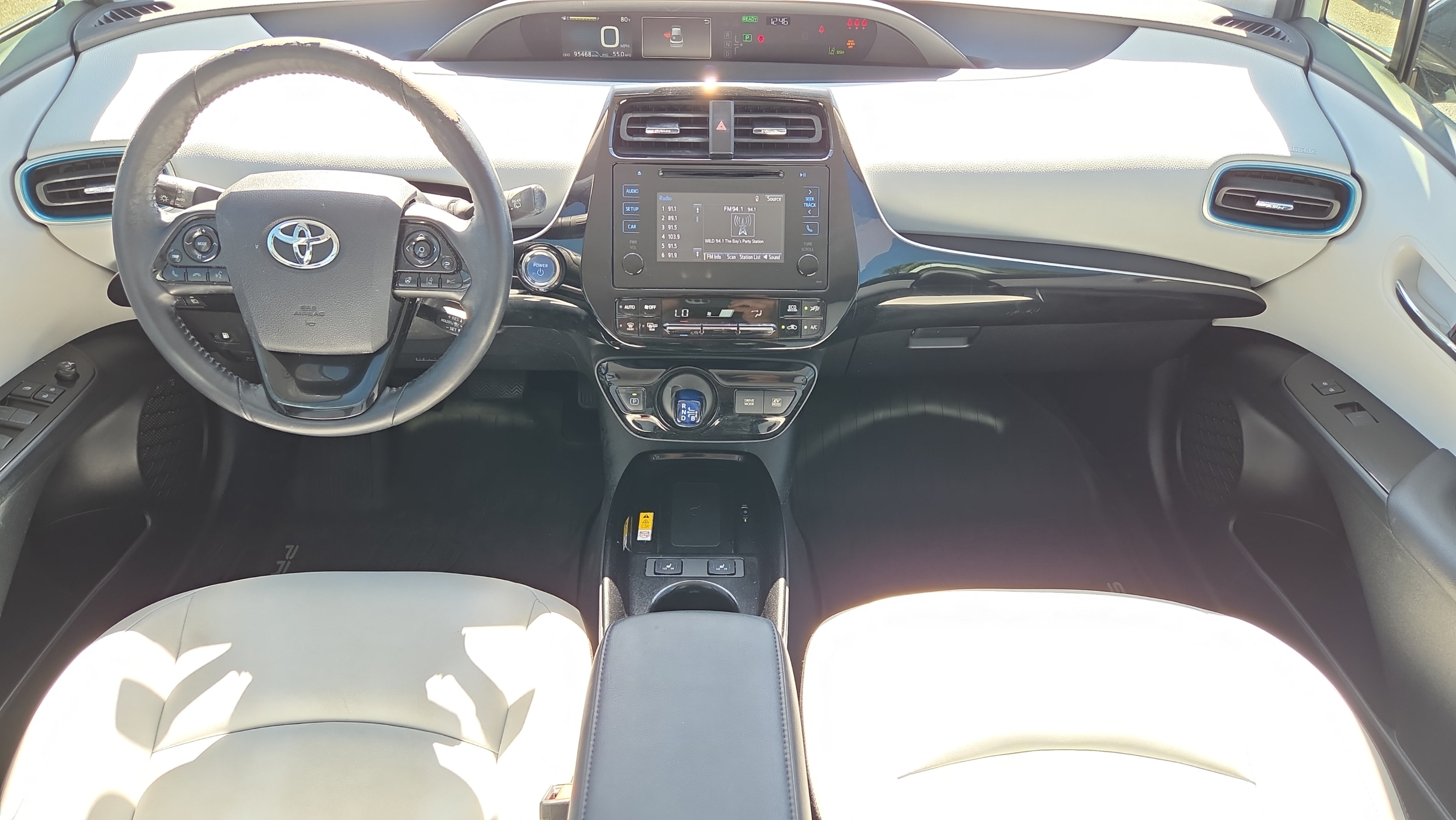 Used 2019 Toyota Prius XLE FWD image 14