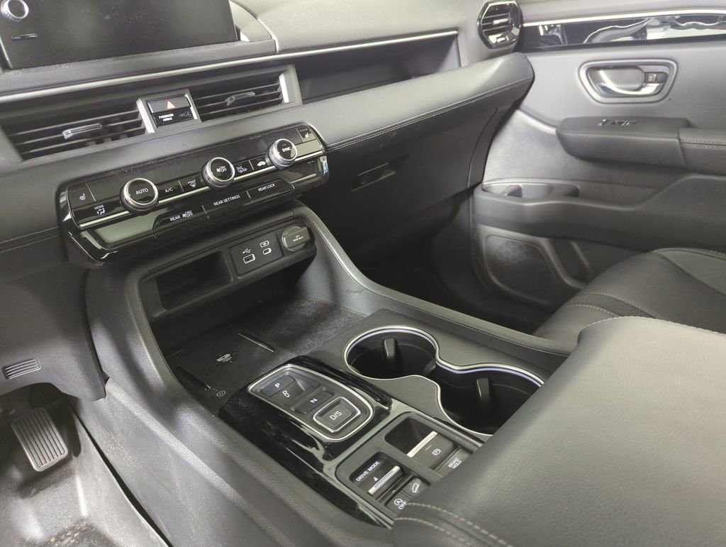 Certified 2024 Honda Pilot Touring image 20