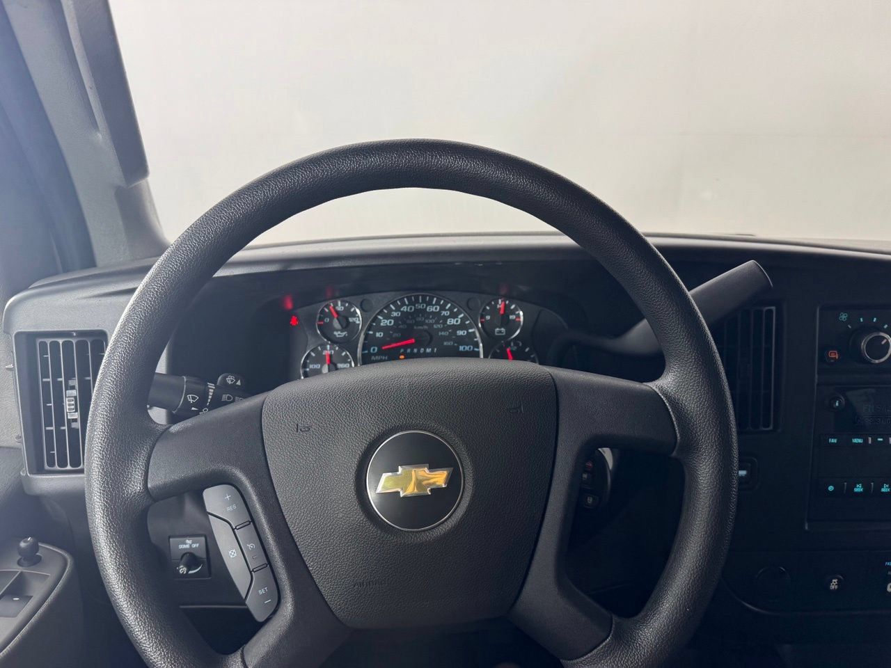 Used 2024 Chevrolet Express 3500 LT w/ LT Preferred Equipment Group RWD image 15
