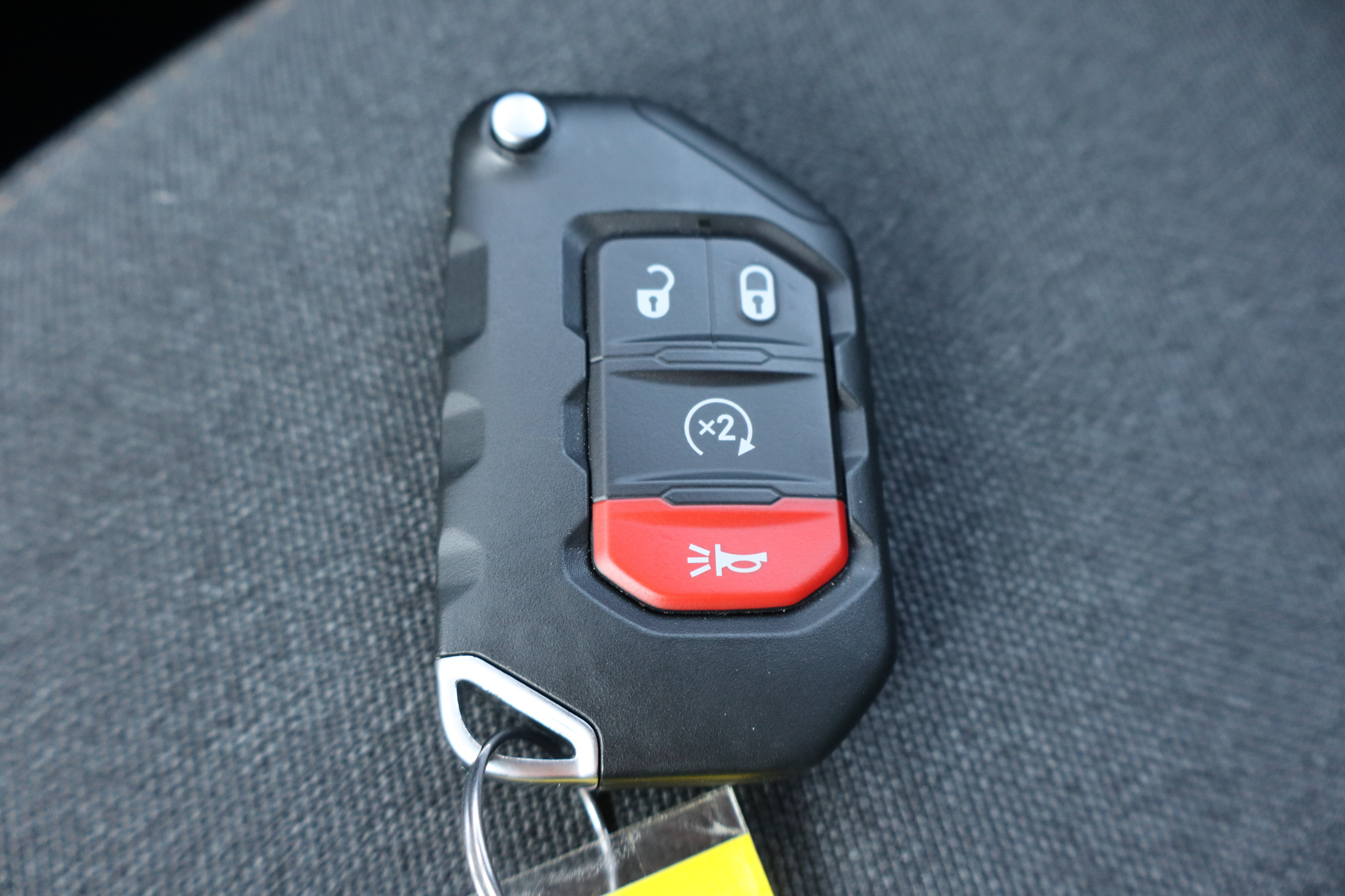 Used 2025 Jeep Wrangler Unlimited Sport AWD/4WD image 32