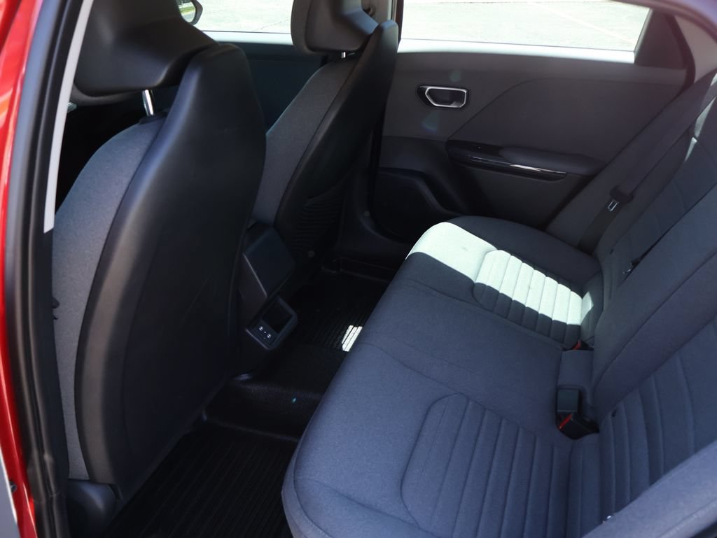 Used 2025 Kia K4 EX FWD image 12