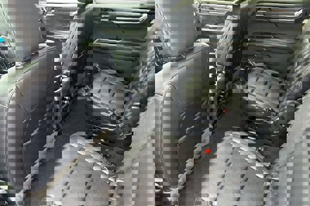 Used 2024 GMC Acadia Elevation image 14