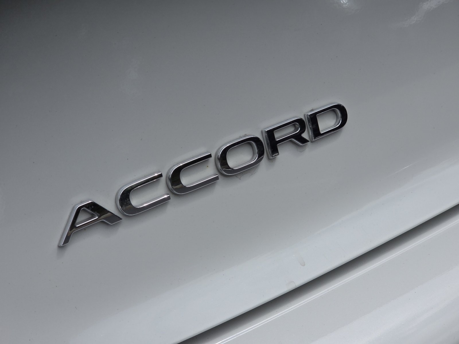 Used 2025 Honda Accord SE image 14