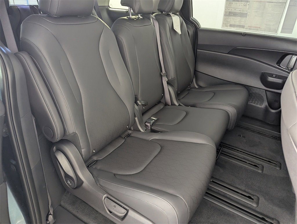 New 2026 Kia Carnival SX image 35