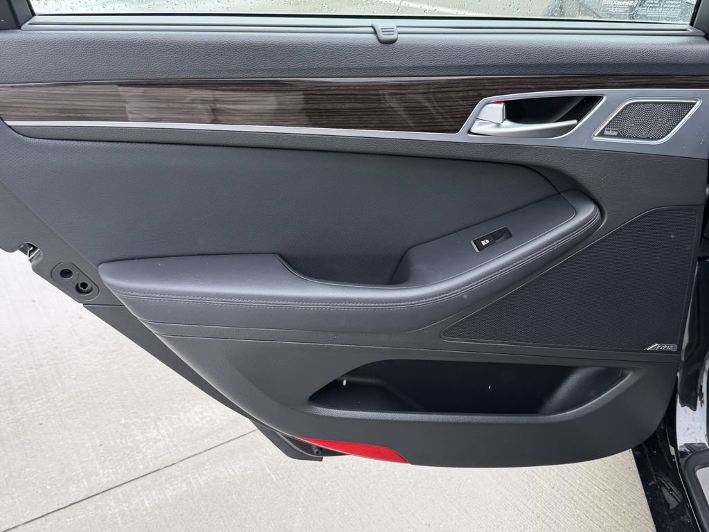 Used 2018 Genesis G80 3.8 w/ Option Group 02 RWD image 22