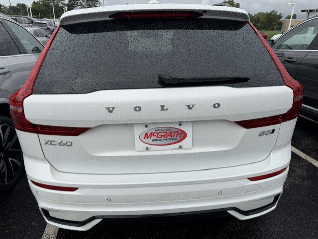 Used 2024 Volvo XC60 B5 Ultimate w/ Climate Package AWD/4WD image 8