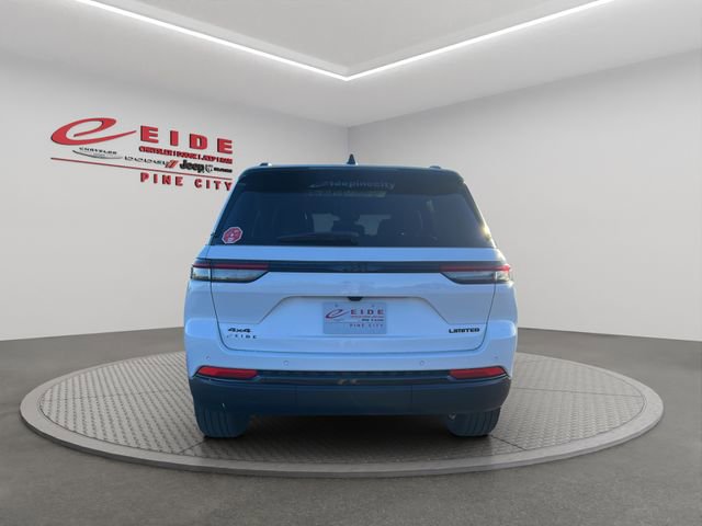 New 2025 Jeep Grand Cherokee Limited image 4