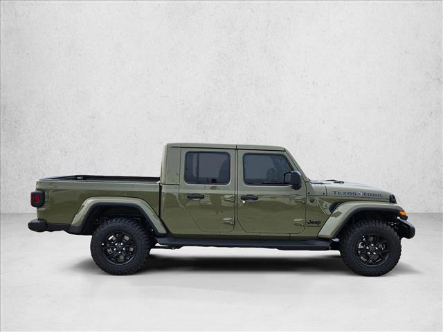 New 2026 Jeep Gladiator Sport image 4