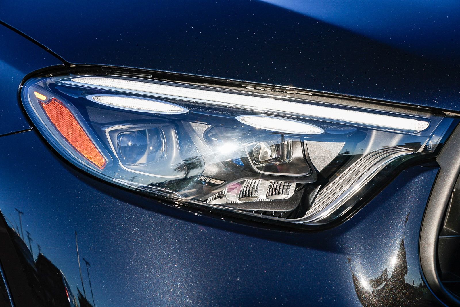 Used 2024 Mercedes-Benz GLC 43 AMG 4MATIC image 7