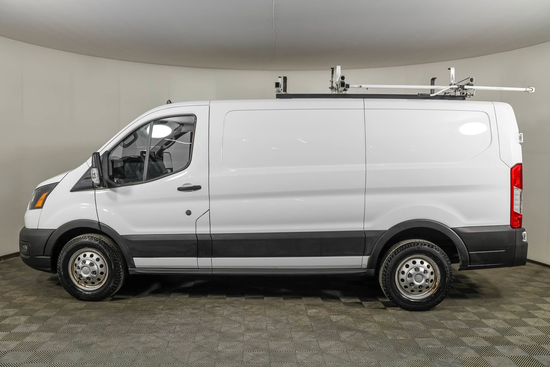 Used 2020 Ford Transit 250 Low Roof AWD w/ Upfitter Package image 19