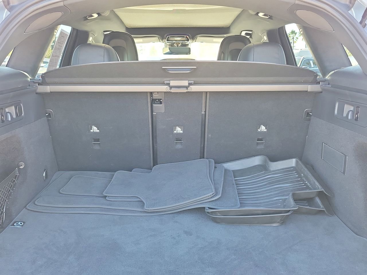 Certified 2024 Mercedes-Benz GLC 300 image 8