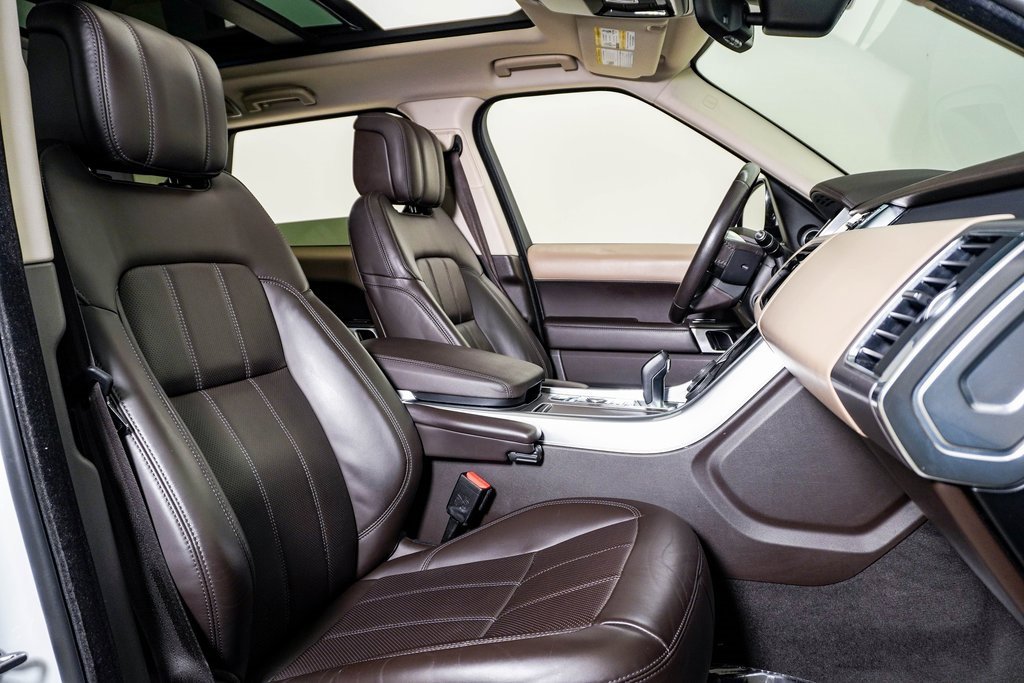 Used 2019 Land Rover Range Rover Sport HSE image 15