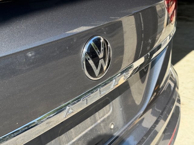 Used 2020 Volkswagen Atlas Cross Sport SE w/ Towing Package FWD image 10