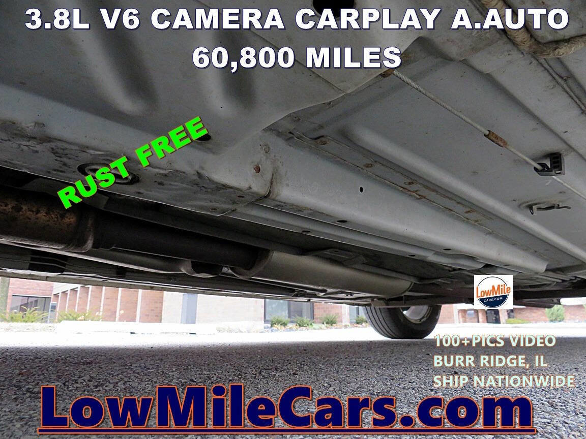 Used 2005 Buick Le Sabre Limited w/ Celebration Edition Package image 3