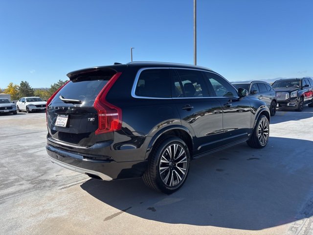 Used 2020 Volvo XC90 T5 Momentum w/ Protection Package Premier image 8