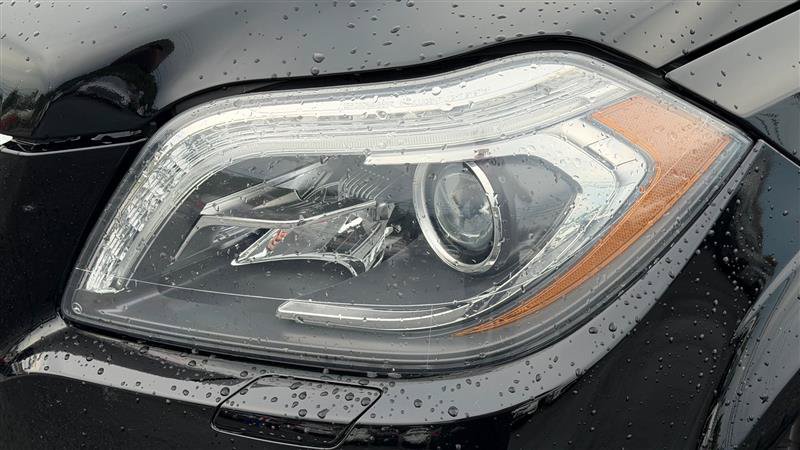 Used 2016 Mercedes-Benz GL 550 4MATIC image 12