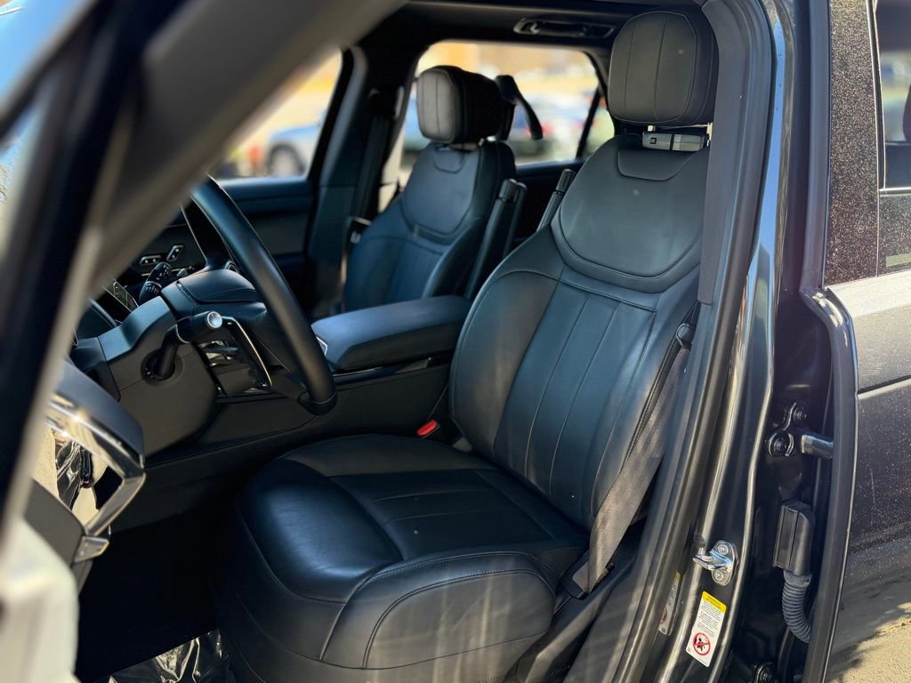 Used 2024 Land Rover Range Rover Sport SE image 26