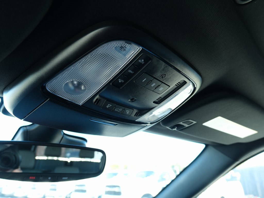 Used 2024 Dodge Durango GT image 18