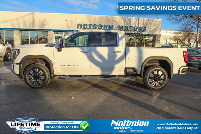 Used 2024 GMC Sierra 3500 Denali w/ Denali Reserve Package image 4