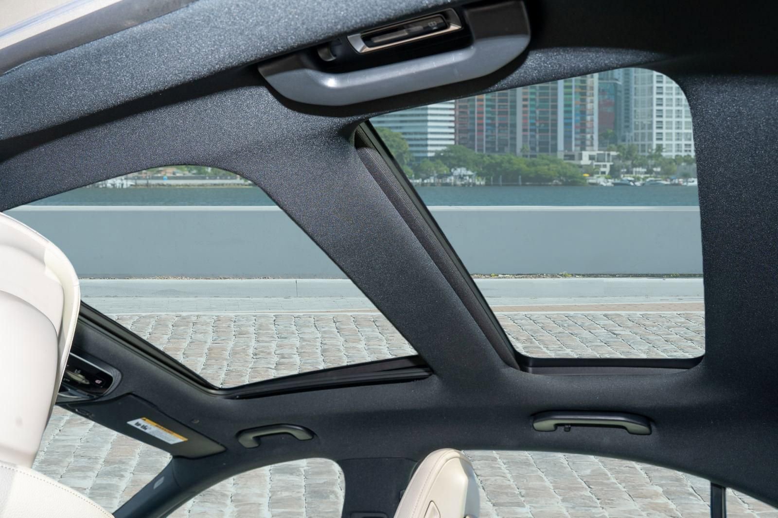 Used 2022 Mercedes-Benz C 300 4MATIC Sedan w/ Exclusive Trim Package image 21