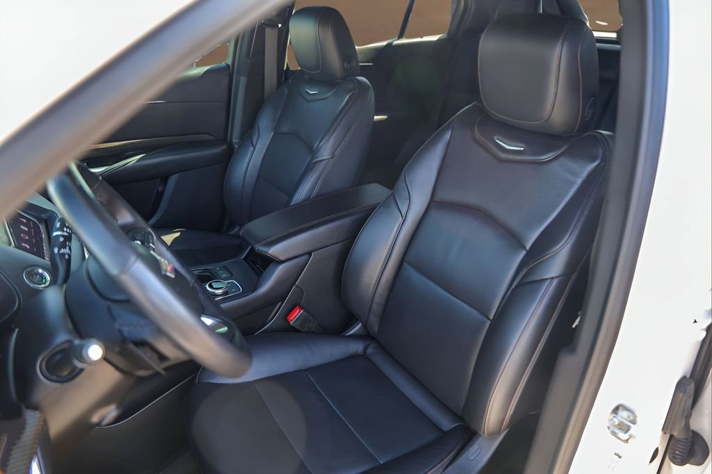 Used 2022 Cadillac XT4 Sport image 7