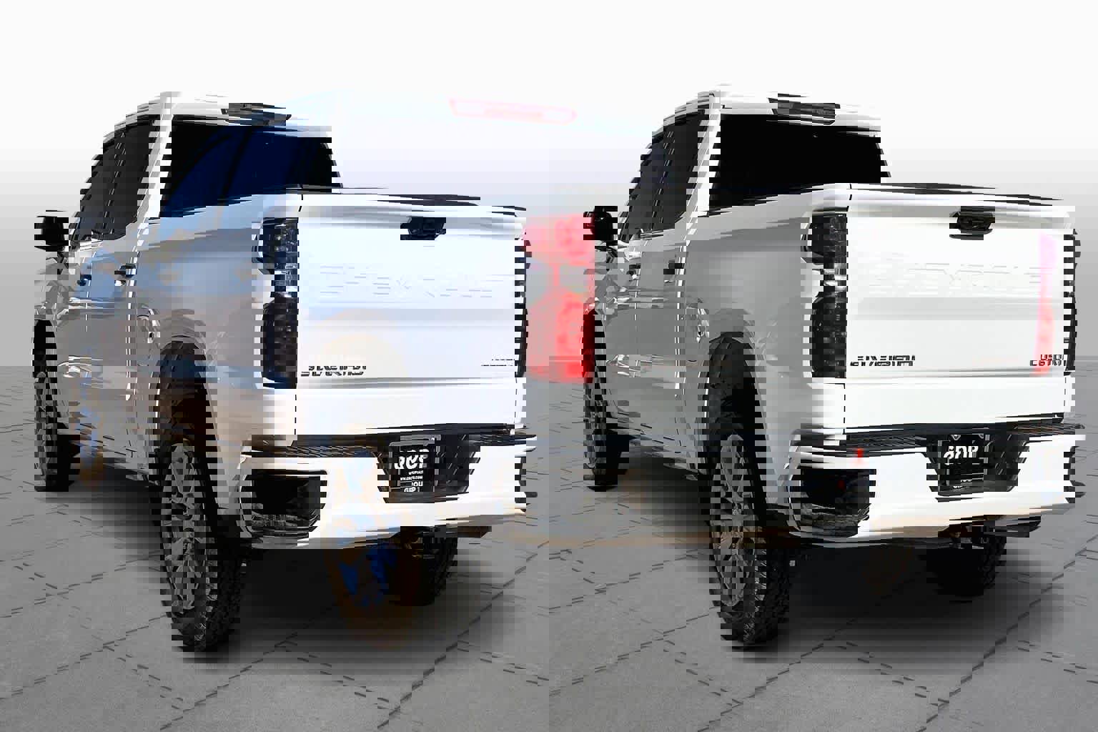 Used 2024 Chevrolet Silverado 1500 Custom image 12