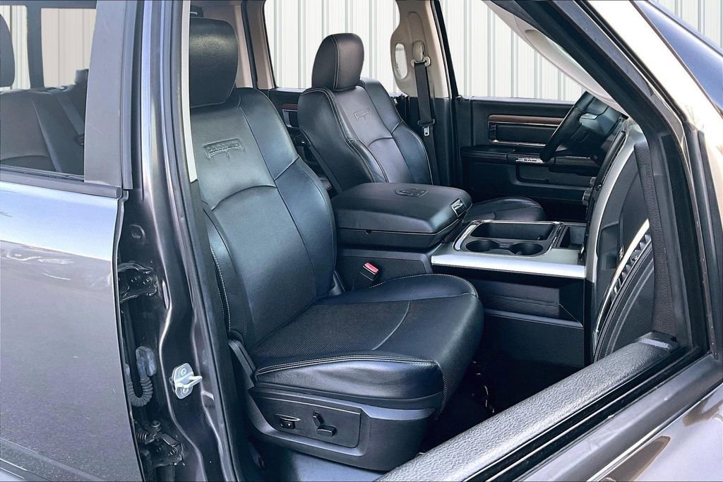 Used 2016 RAM 1500 Laramie w/ Convenience Group image 30