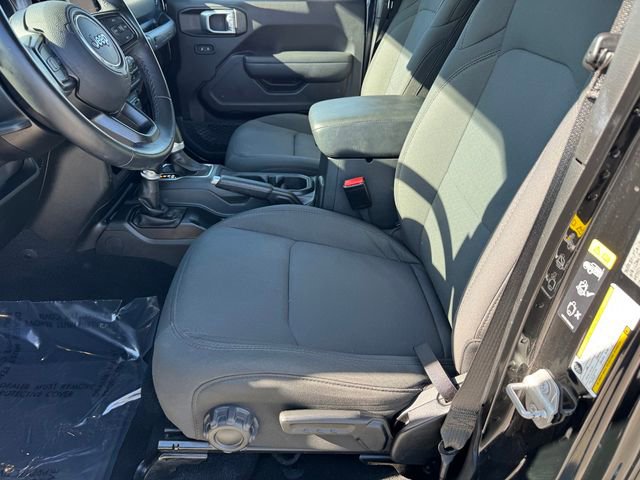 Used 2022 Jeep Wrangler Unlimited Sport image 15