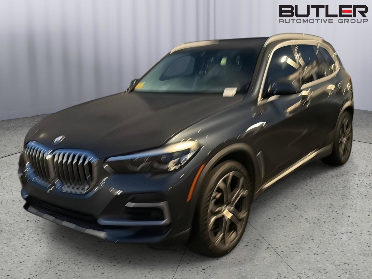 Used 2022 BMW X5 xDrive40i w/ Premium Package AWD/4WD image 3