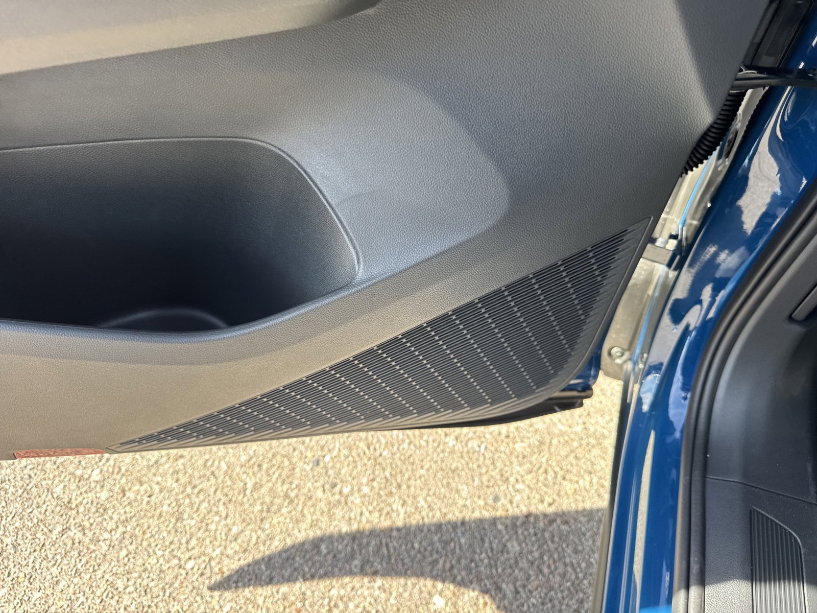 New 2026 Volkswagen Atlas SE image 13