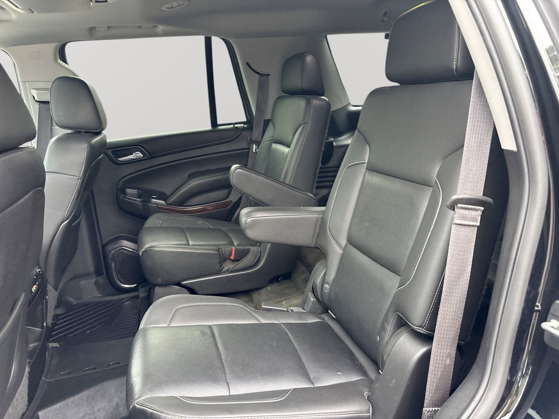 Used 2015 GMC Yukon SLT w/ Open Road Package AWD/4WD image 26